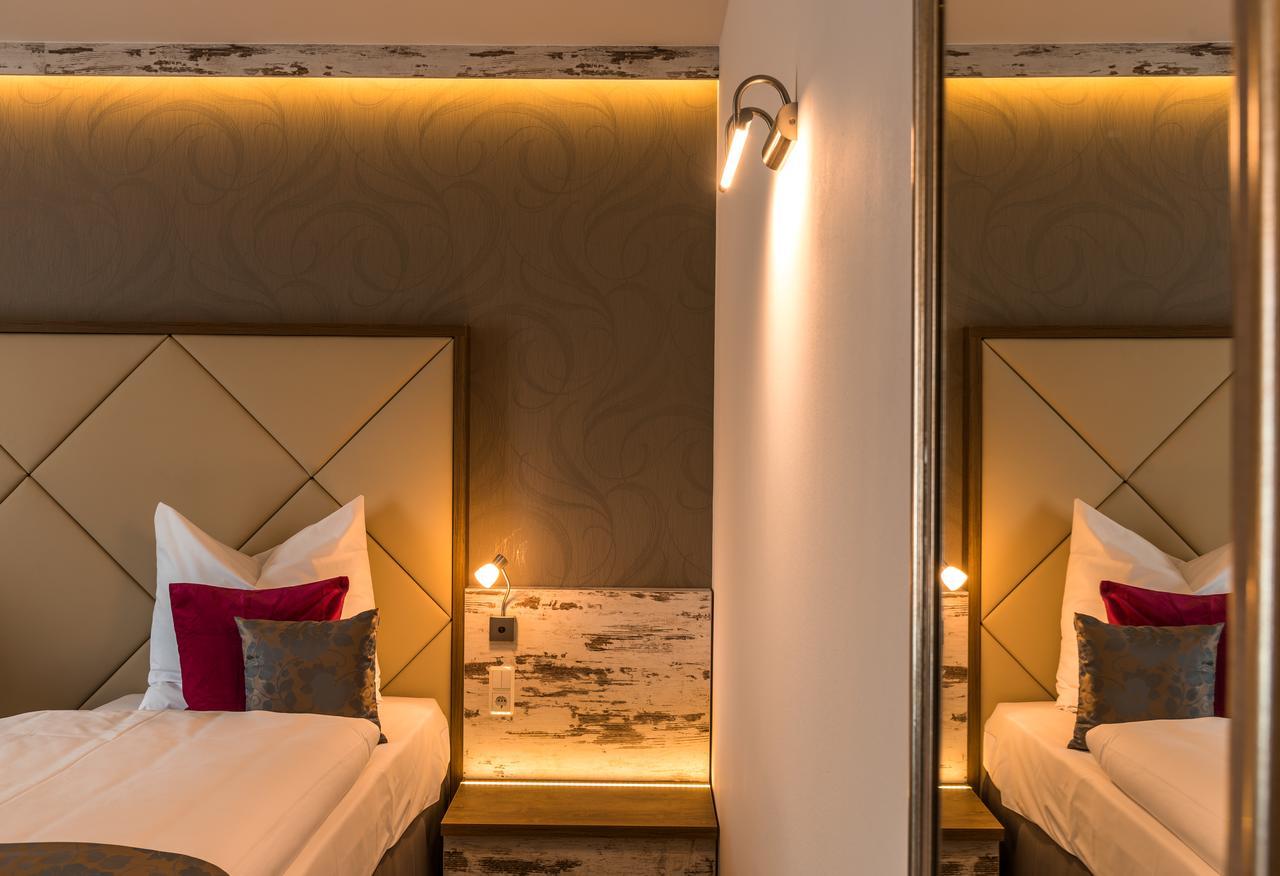 Hotel Allegro Halberstadt Bagian luar foto