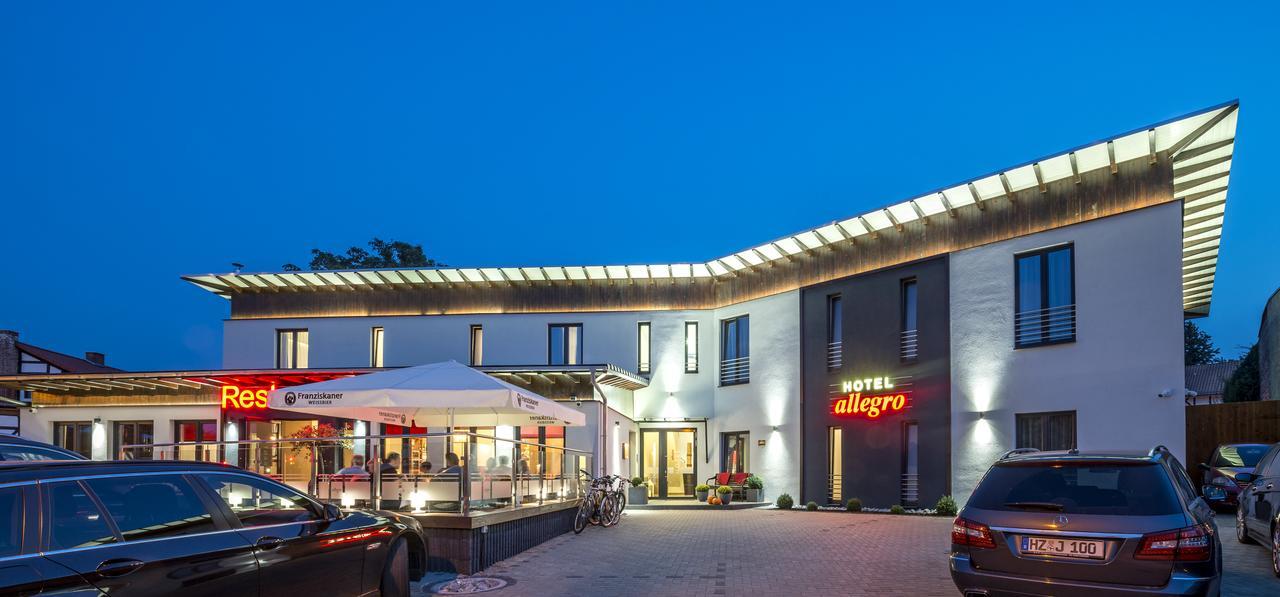 Hotel Allegro Halberstadt Bagian luar foto