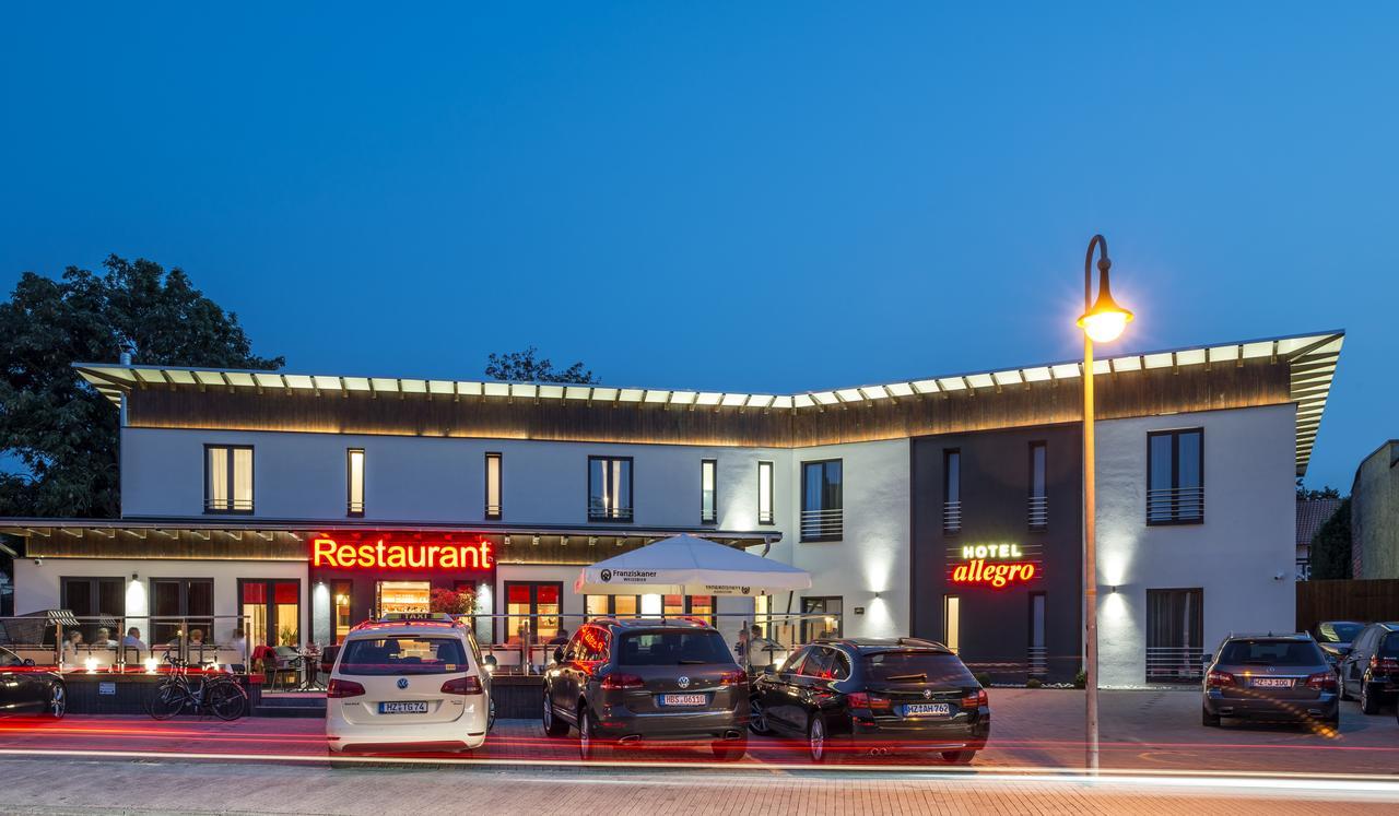 Hotel Allegro Halberstadt Bagian luar foto