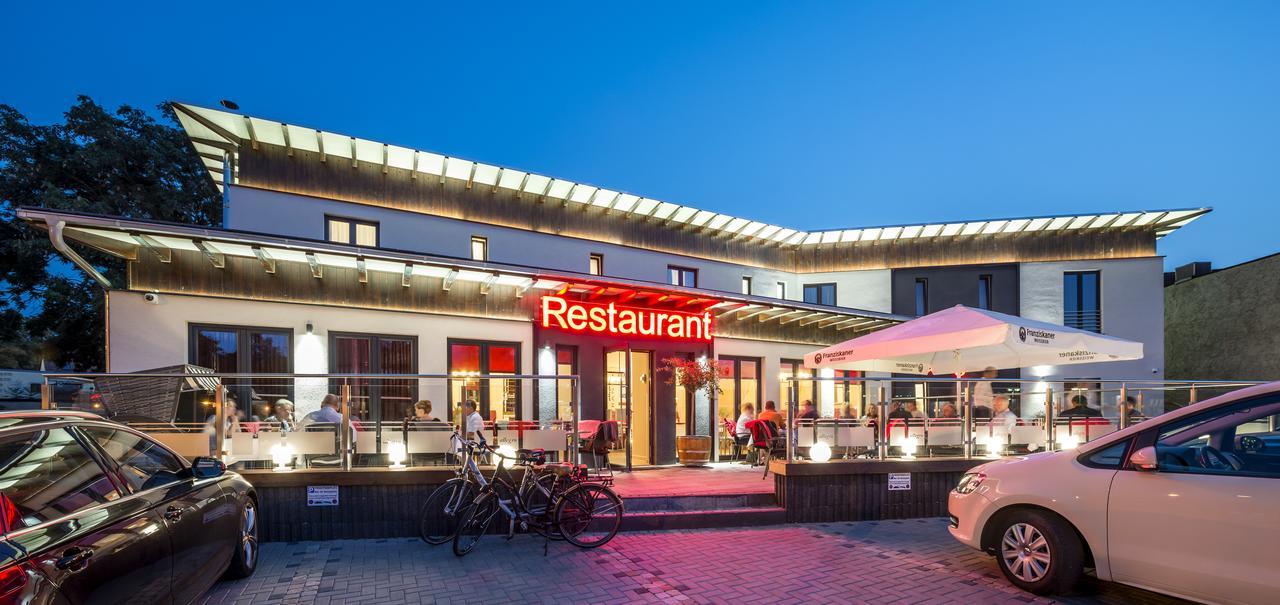 Hotel Allegro Halberstadt Bagian luar foto